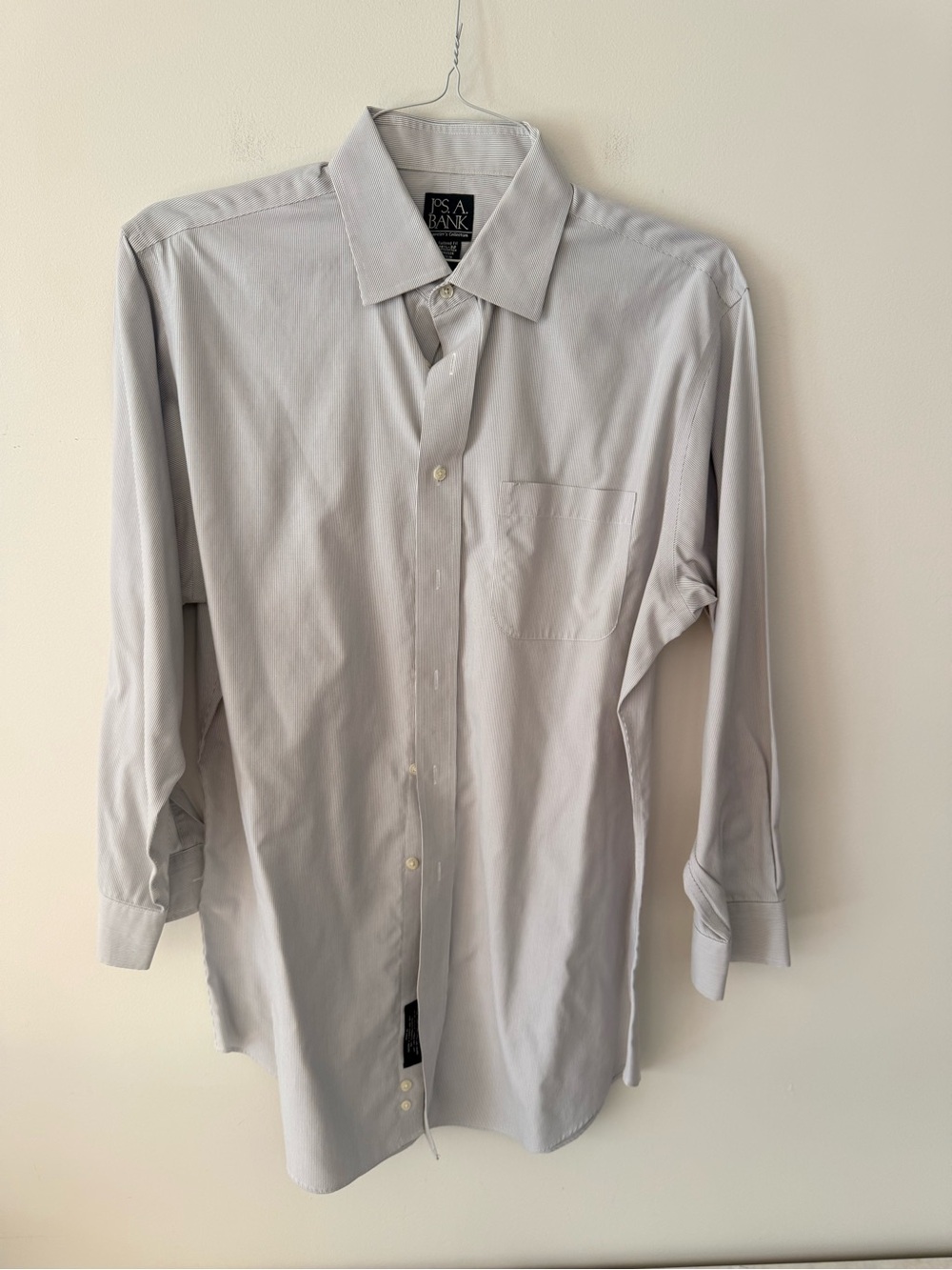 Jos. A. Bank Men's Light Gray Dress Shirt stripe. Size 16.5 - 32